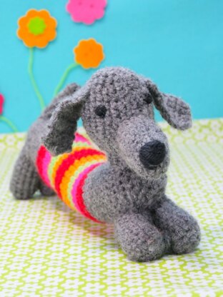 Buttonbag Sausage Dog Crochet Kit
