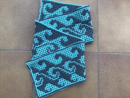 Waves Scarf