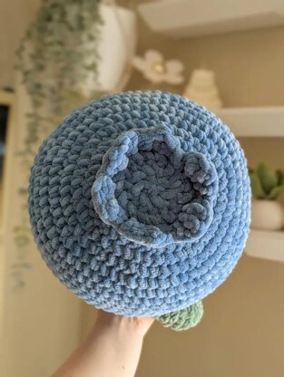 Crochet Small Blueberry Pillow Pattern PDF Super Bulky Yarn Version