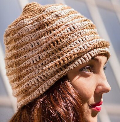 Undulating Hat