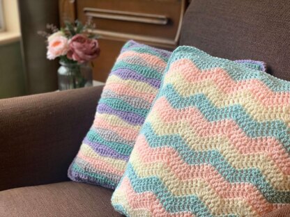 Wavy Bright Cushion Cover