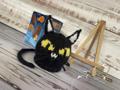 Black Cat Chocolate Orange Cover Knitting Pattern