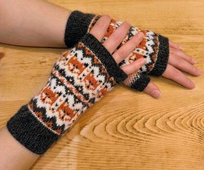 Fox Family Mitts - fingerless gloves