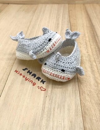 Shark Baby Booties by Kittying