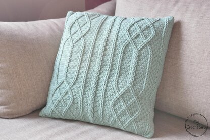 Cable Diamond Pillow