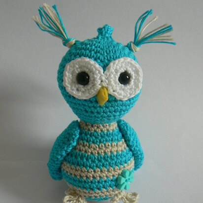 Turquoise owl - key chain