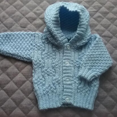 Double moss and rib baby hoodie - knitting pattern