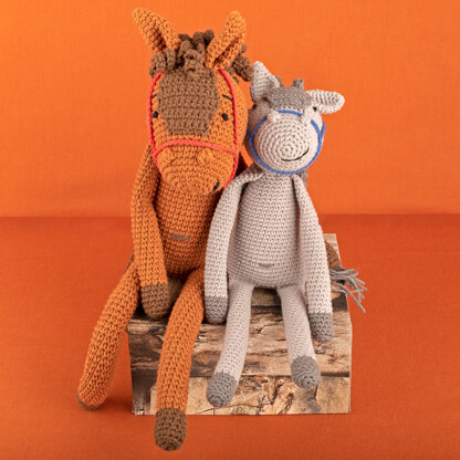 Hank Horse in Yarn and Colors Baby Fabulous - YAC100127 - Downloadable PDF