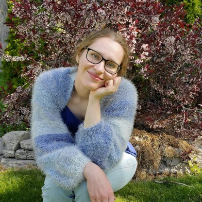 Blueberry Puff Shrug Knitting Pattern