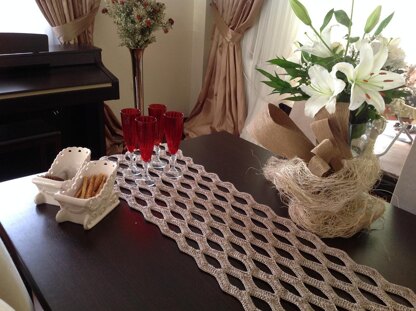 Table Runner N 136