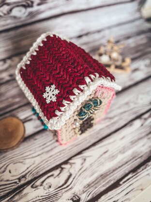 Gingerbread house basket