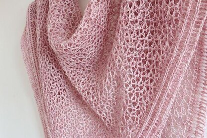 Diamonds and Tassels Shawl