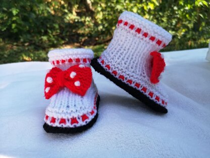 Baby booties - Mickey & Minnie Mouse