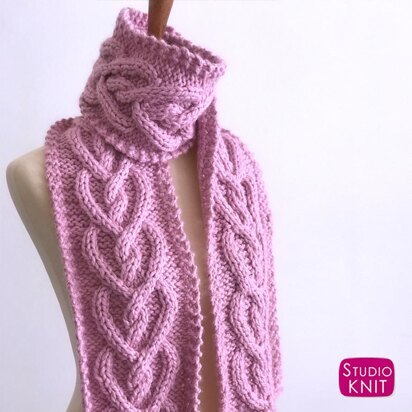 Heart Cable Knit Scarf