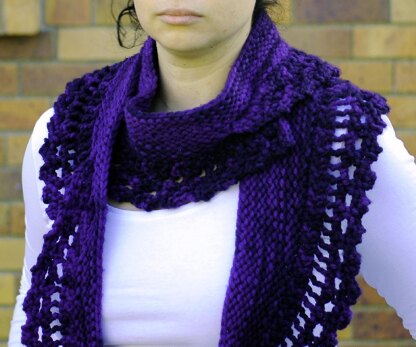 Chunky Scallop Scarf