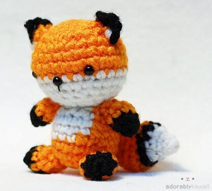 Tiny Fox Amigurumi