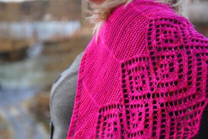 30 Diamonds Shawl