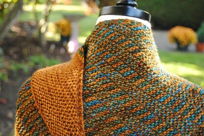 Lochlyn Shawl