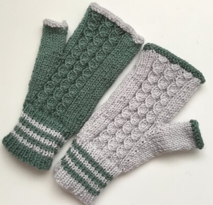 Fingerless mittens