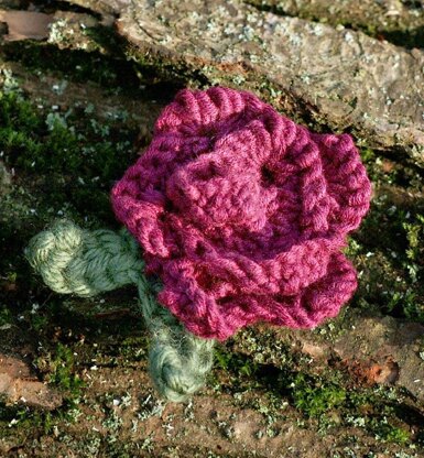 Scallop Rose Brooch