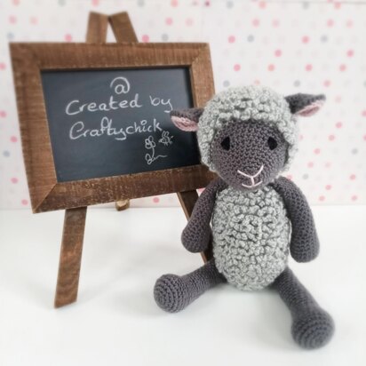 Crochet Wally the Lamb