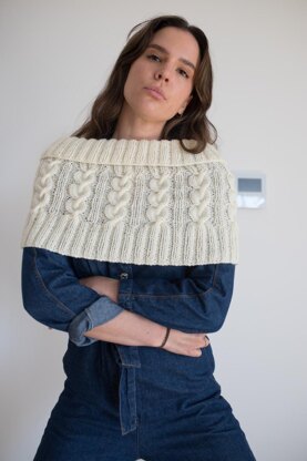 The Izzy Lou Cabled Capelet