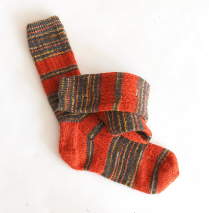 Striped Ribbed Socks in Lion Brand Sock Ease - L10503