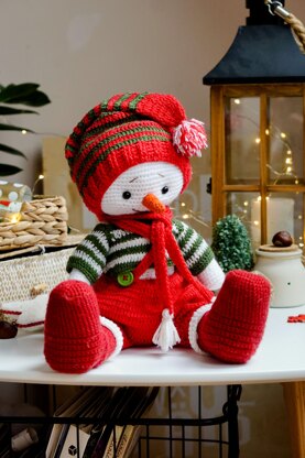 Crochet Snowman Outfit for large toys