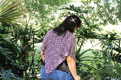 Venus Shell Triangle Shawl