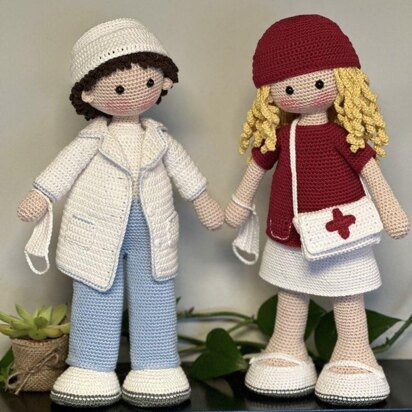 Crochet Doctor and Nurse Doll Pattern