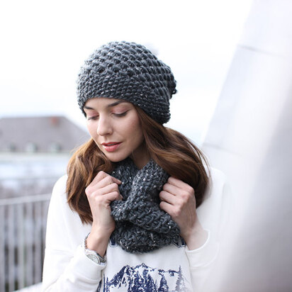 Charcoal Hat in Schachenmayr Silver Print