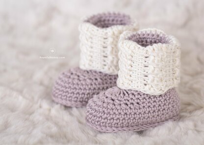 Apricity Cable Baby Booties