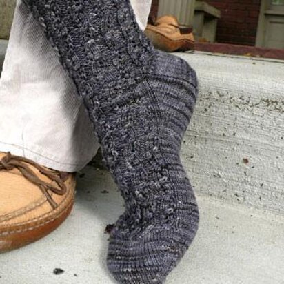 Tottering Cables - knitting pattern