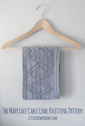 Mary Lace Cable Cowl