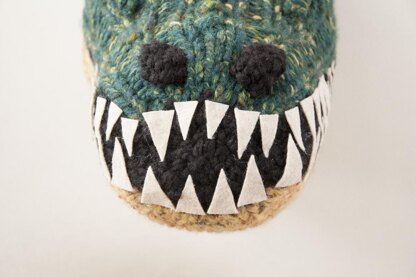 Faux T-Rex Dinosaur Head