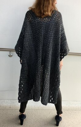 Crochet Wrap Pattern: Really Racy Ruana