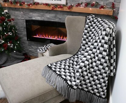 Rustic Farmhouse Plaid Throw