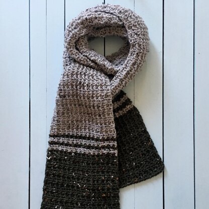 Easy Crochet Scarf Pattern for Men: Make-Me-In-HDC Scarf