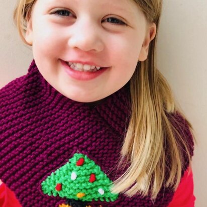 Christmas Tree Triangular Scarf in Lang Merino 70 - knitting pattern