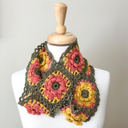 Fall Flowers Cowl