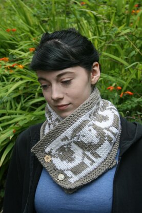 Cosy Sheep Cowl