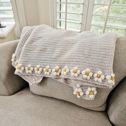 The Daisy Border Throw Blanket