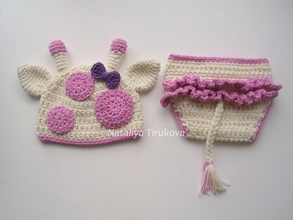 Giraffe Baby Hat and Diaper Cover Set