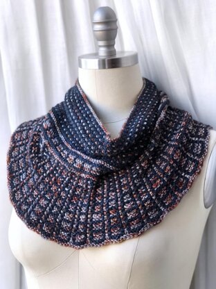 Dissent Cowl (knit)