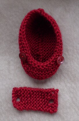 Nadia - Baby shoes with buttoned strap