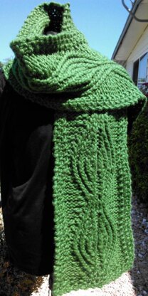 Ancient Twisted Knit Pattern Scarf