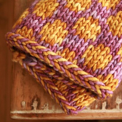 Pollen Dots Cowl