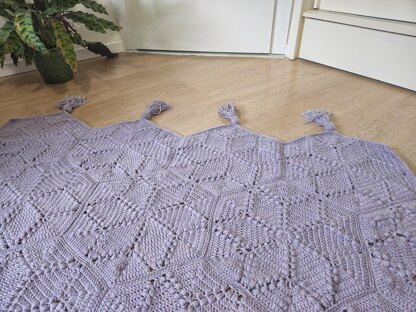 Diamonds Hexagon Blanket