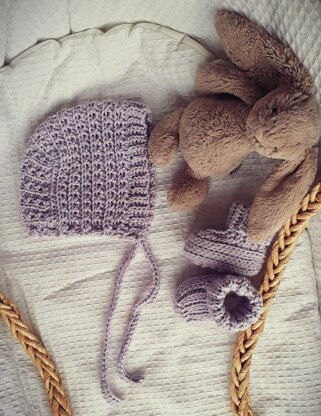 Wonder Cable Baby Bonnet