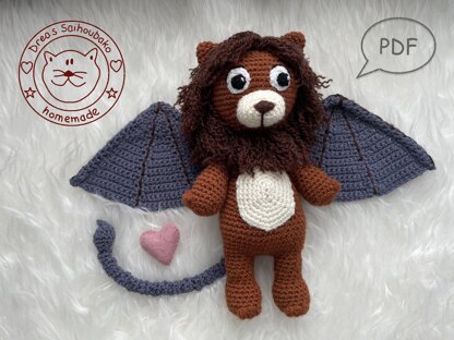 Manticore amigurumi doll